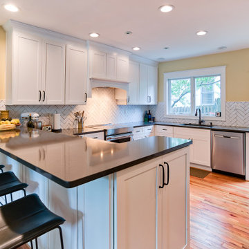 U Shape Kitchen Shaker White
