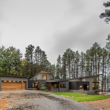 Northern Lake Home