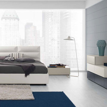 Modern Italian Platform Bed Prisma 02 by Spar - $2,025.00