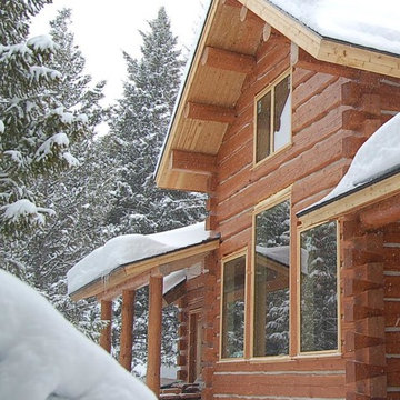 Log home on private lake