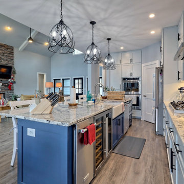 Cherokee Circle: Transitional Craftsman Home