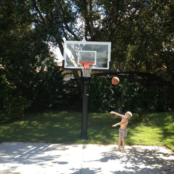 Dan H's Pro Dunk Gold Basketball System on a 20x30 in Clermont, FL