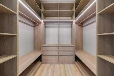 Closet photo in New York
