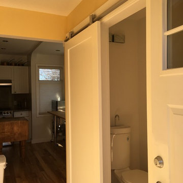 Penticton Reno, Bath room & Kitchen & Garage