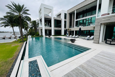 Large minimalist patio photo in Miami