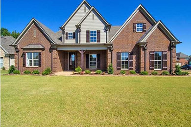 Example of a classic home design design in Other