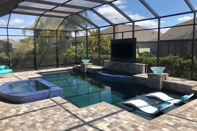 Inspiration for a pool remodel in Tampa