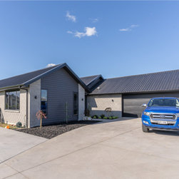 Premier Brick Country in Ash - Products