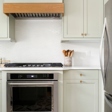 Small Kitchen - Portland