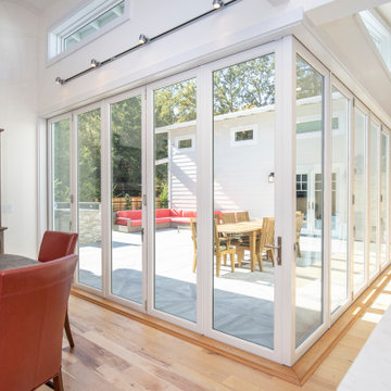 Walls Disappear Creating an Indoor/Outdoor Lifestyle with Zero Corner Bifolds