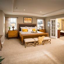 Bedroom/Bathroom