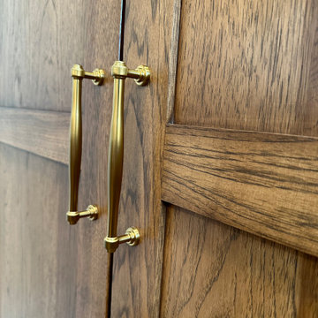 Showplace EVO Hickory Pierce in Truffle