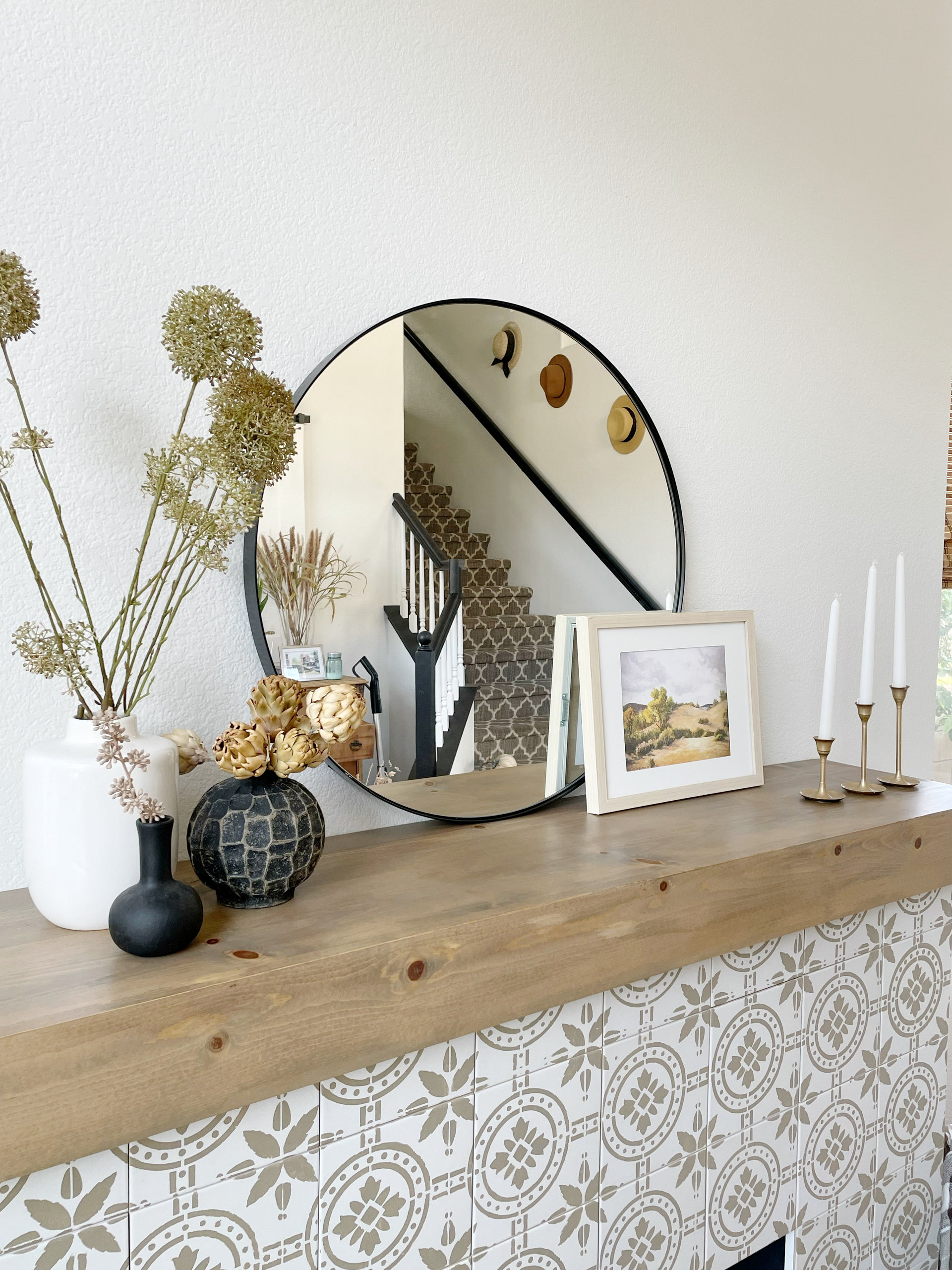 Cheyenne Framed Round Mirror, Black