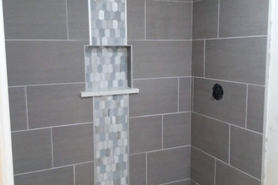 Transitional bathroom photo in Chicago