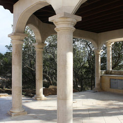 Outdoor Cantera Columns - Home Decor