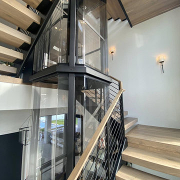 KMG (KEVIN) CONTRACTOR MATT POST STAIR INSTALLER
