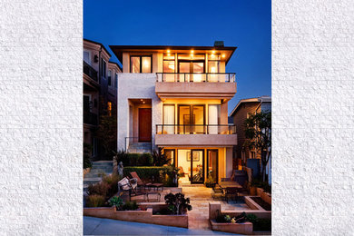 Example of a trendy exterior home design in Los Angeles