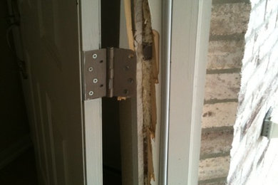 Burglary Door Kick-in in Pearland, TX
