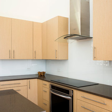 Modern and Airy Kitchen