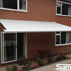 Retractable Patio Awnings - Awnings & Canopies