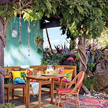 Megano Outdoor Dining Space
