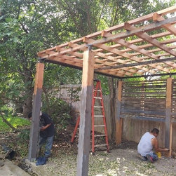 Pergola w/ Privacy Screen - Products
