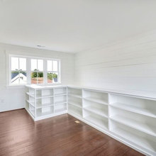 Whitworth built-in bookshelves