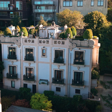 Pac Heights refined continuity: BRIDGING CLASSIC ARCHITECTURE & MODERN LIVING
