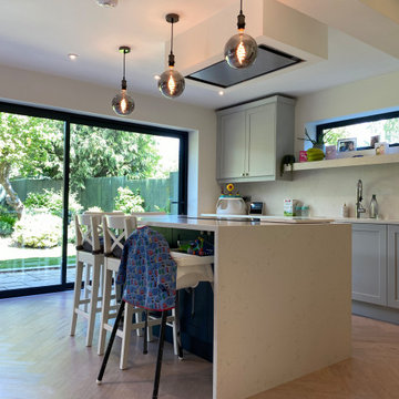 Light Grey and Marine Kitchen