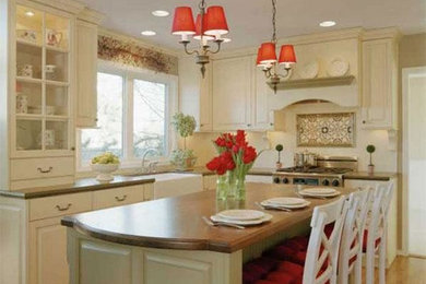 Elegant kitchen photo in Seattle