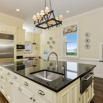Newport Mansion | Ocean Lawn | 51 Cliff Av, Newport Rhode Island