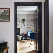 Architraves Painted Black