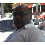 Kinuthia Ks foto