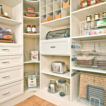 Organized Pantry Shelving