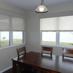 Roller Shades in Winter Garden - Roller Shades