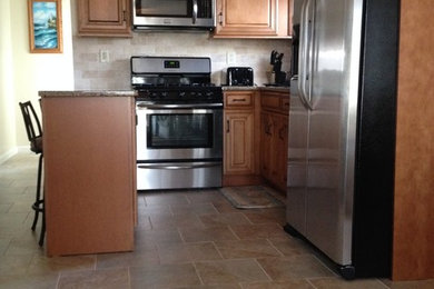 Inspiration for a timeless kitchen remodel in New York