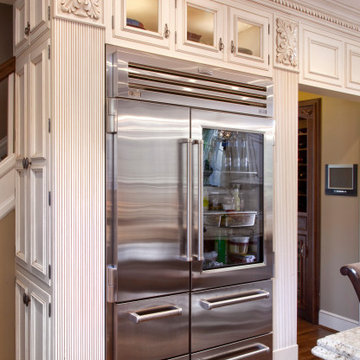 Traditional Kitchen | Rutt Cabinetry | Kinsella Kitchens & Baths