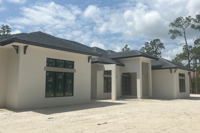 Example of an exterior home design in Miami