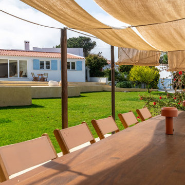 Outdoor Dining and Garden Lawn