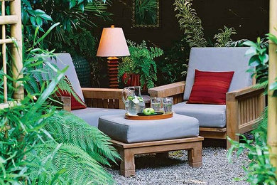 Inspiration for a landscaping in Los Angeles.