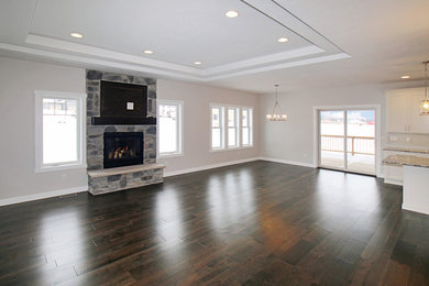 Elegant home design photo in Other