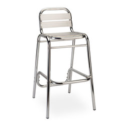 Outdoor Furniture for Commercial, Contract/Hospitality Spaces - Outdoor Lounge Chairs