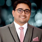 Vijay Tripathi's photo