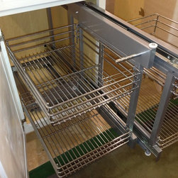 Cabinet Feature Capilities - Kitchen Cabinetry