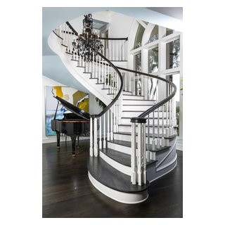 Avila Home Offers Comfortable Style and Beautiful Views - Traditional ...