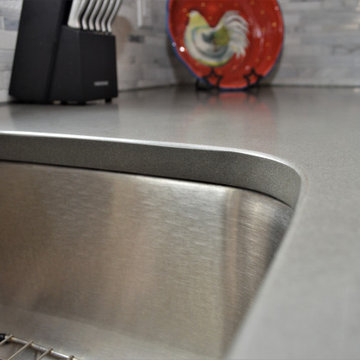 Lowell, IN. Haas Lifestyle Collection. White Maple Kitchen & Laundry