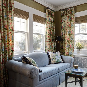 Traditional English Style Living Room, Evanston