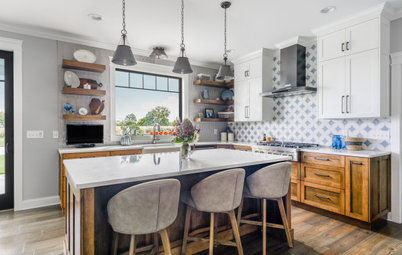 Kitchen of the Week: Soft Colors and Cohesion in an Open Plan