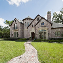 DREAM HOUSE