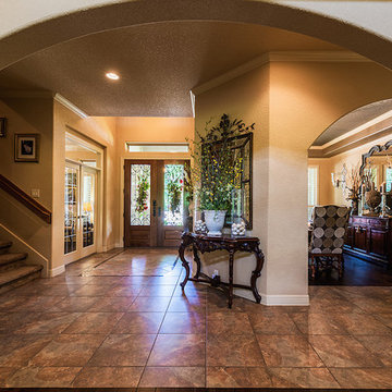 Foyer - Charm and Elegance